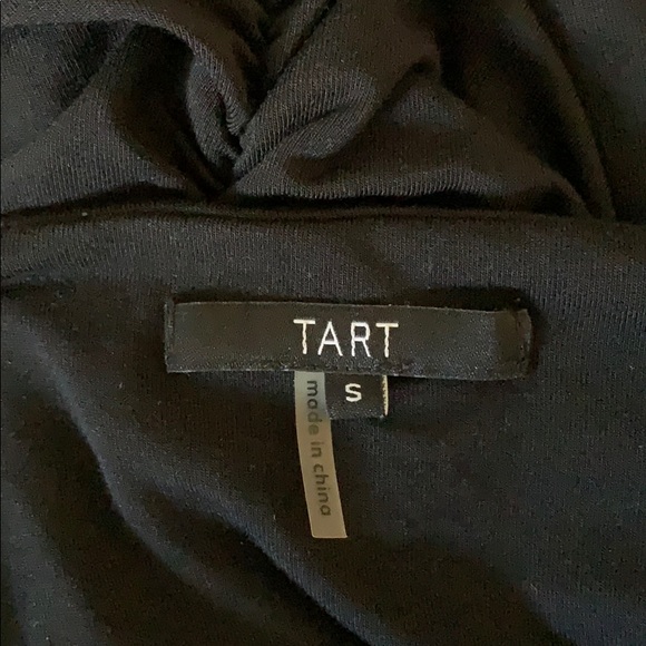 Like new! Scrunched mini dress - Picture 8 of 8